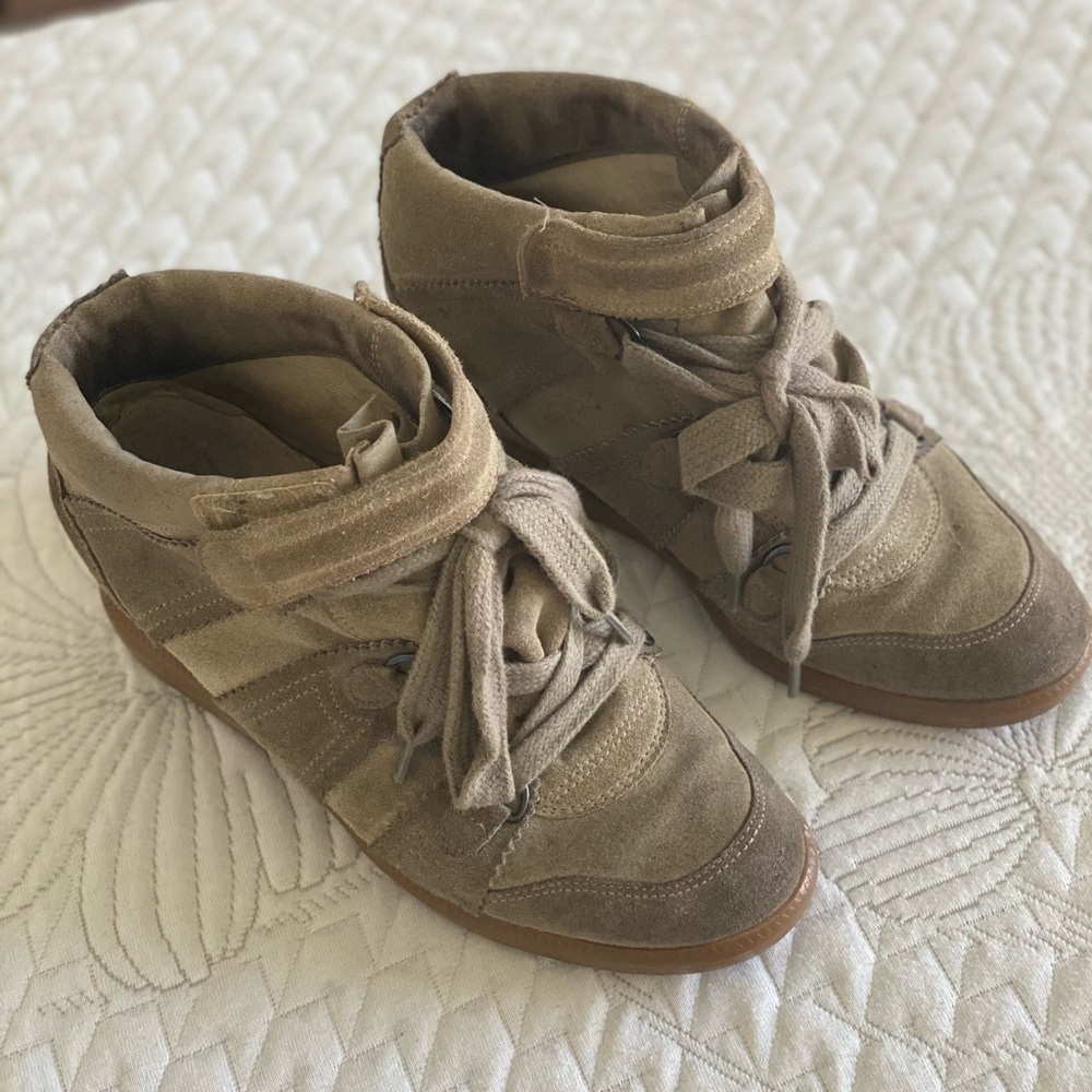 Isabel Marant Bobby Suede Sneakers